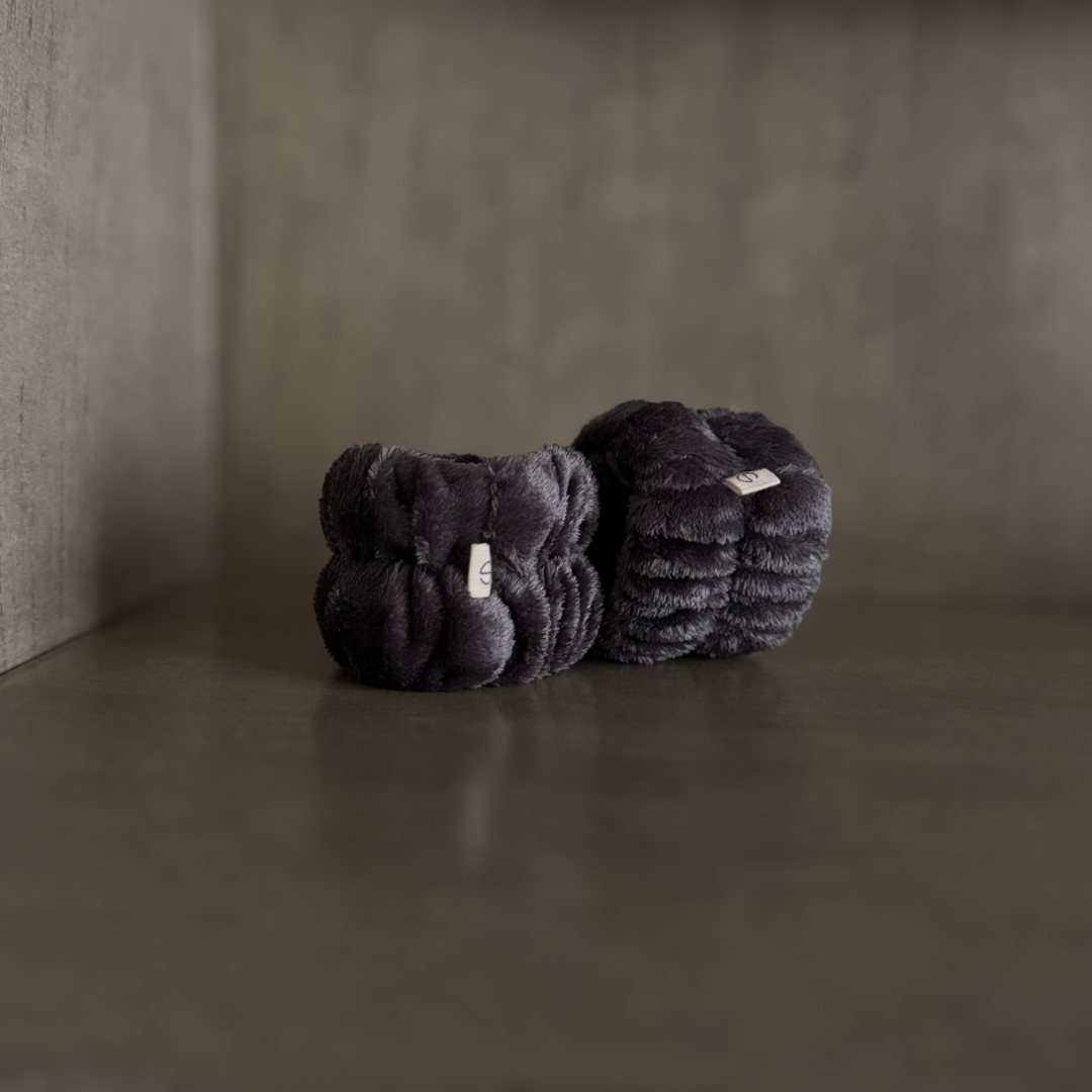 CLOUD CLEANSING CUFFS